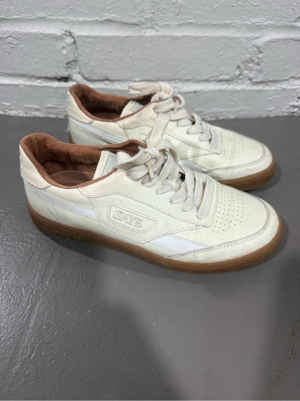Saye Cream Leather Low-Top Sneakers with Gum Sole